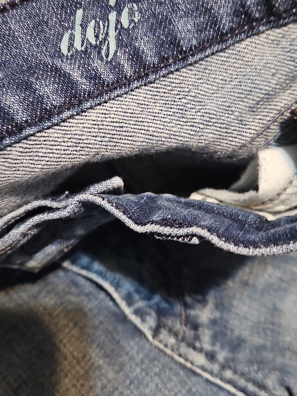 7 For All Mankind Dojo Moonwater Wash Low-Rise Flare Jeans Pink To Purple - Picture 10 of 12